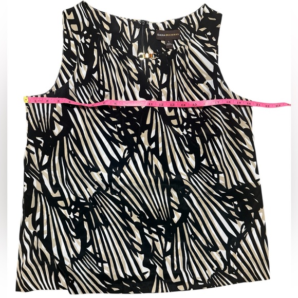 Black, Tan and White Butterfly Wing Patterned Sleeveless Top, Dana Bachman - Picture 4 of 5